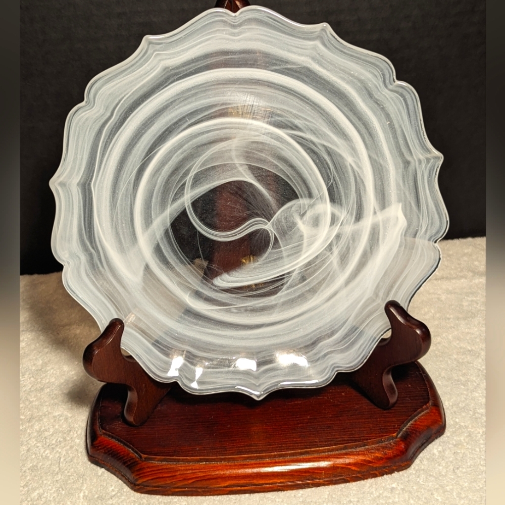 Plate By Artistic Accents Features A Beautiful Swirl Pattern On 8" Quality Glass